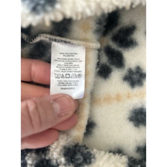 Loft Outlet Jacket Snowflake Print Size Med. Petite Fleece Pullover‎ Sherpa - Picture 8 of 8